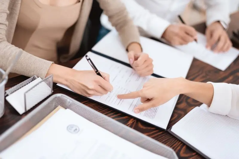 À quoi sert l’attestation de loyer pour la CAF ? Comment télécharger le formulaire ? Qui doit le remplir ?