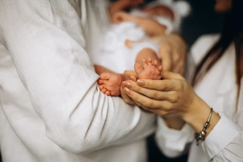 Comment demander un acte de naissance en ligne ou par courrier ? A quelle mairie s’adresser ? Qui peut l’obtenir ?